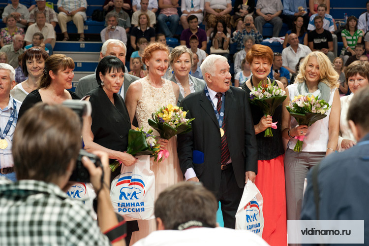 Полуфиналы и чествование олимпийских чемпионок Сеула-1988.