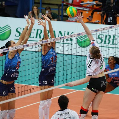 "Динамо" (Москва) - "Дрезднер" (Дрезден, Германия)